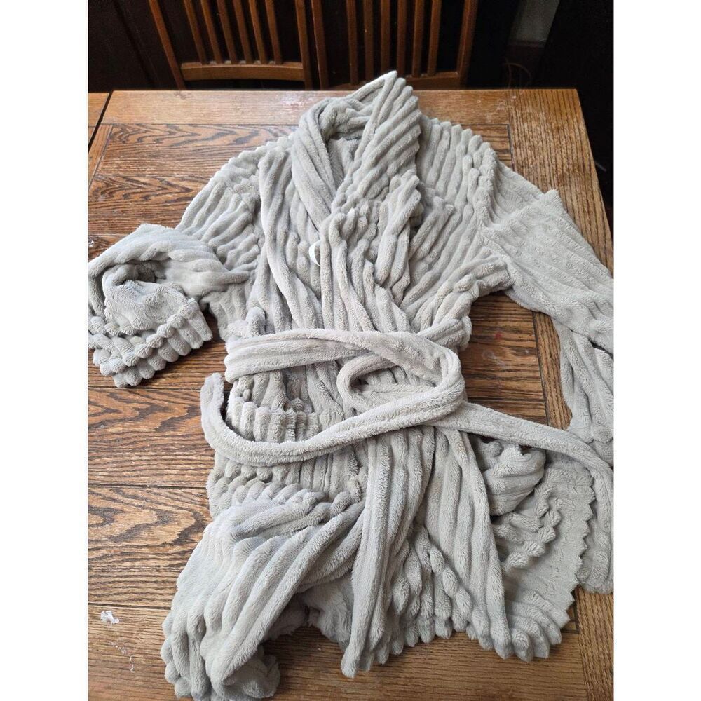 Atelier grey soft robe sz Large/XL